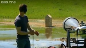 Вихревая пушка FUS RO DAH!