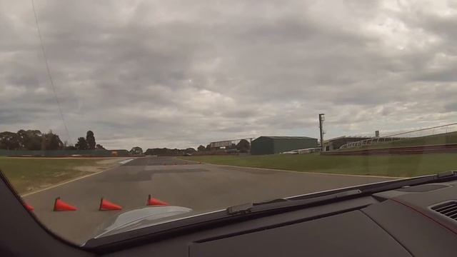 Porsche Stability Management Demo смотреть онлайн