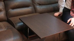 Встроенный кофейный столик с подъемной столешницей