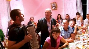 Коломийки на бойківському весіллі. Баттл музиканти - гості