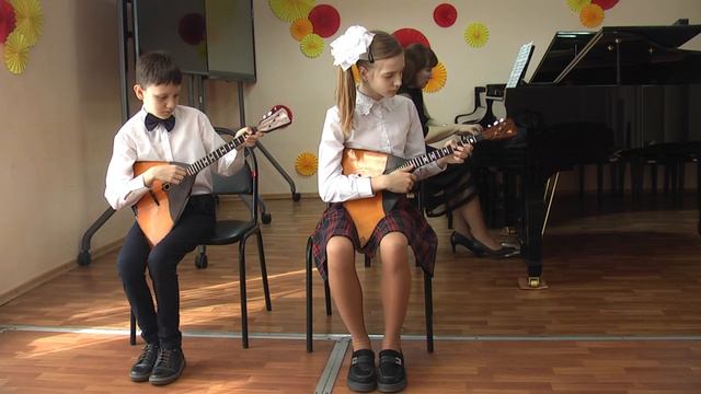 р.н.п. обр. Веры Городовской "Вдоль да по речке"
