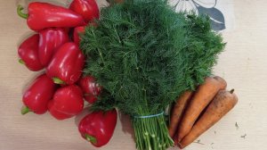 Влог : Сезонная ЗАМОРОЗКА овощей на зиму / Что в моей морозилке?