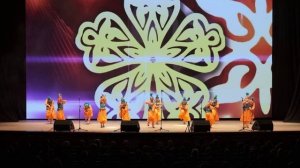 Мереке би – старшая группа школа казахского танца «Арнау». Руководитель Ахметова Самал Шынгысовна.