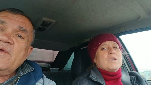 Жизнь в деревне. Травка зеленая дерево белое