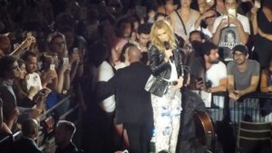 Céline Dion - Pour que tu m'aimes encore (Paris - 09 juillet 2017)