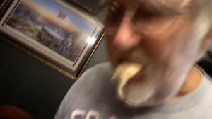 Переводы: Дуриан фрукт против Злого деда!! / DURIAN FRUIT vs ANGRY GRANDPA!!