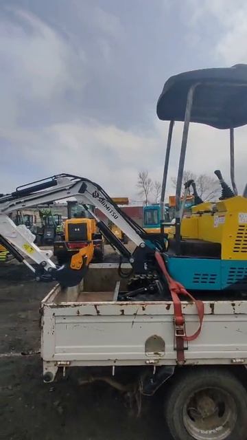 Мини-экскаватор SHIMITSU 17