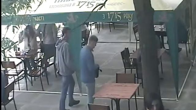 Кафе Голосеево (Cafe Goloseevo) 21.05.17 Неоплата Красная шапка 8 M x264 смотреть онлайн