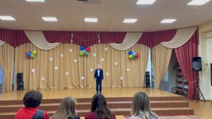 "Снегирь" А.Барто. Читает Матвей Жадецкий (8 лет)