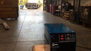 Miller Maxtron 450 CC/CV DC Inverter Arc Welder 450A 38V Wire Feeder Power Supply