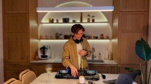 Paxtone - Kitchen Chill Deep House Set - 02.2025