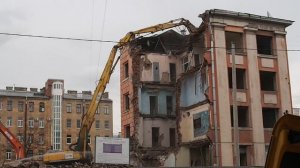 Снос здания школы №575 Санкт-Петербург 14-я линия В.О., д.77 [05]