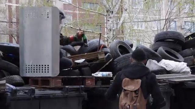 Сблъсъци в Славянск. AFP смотреть онлайн