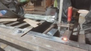 Как заварить отверстие в проф трубе