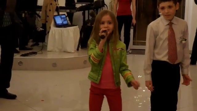 IULIANA BEREGOI-KAMELIA(Prima oara) смотреть онлайн