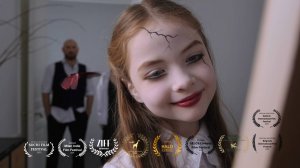 Трейлер короткометражного фильма "Убить девочку". Режиссёр Ольга Костянова