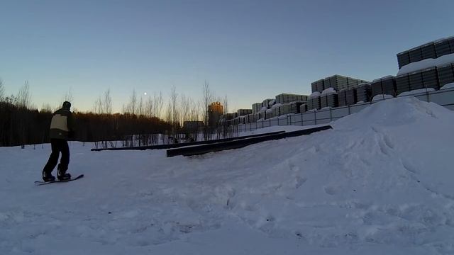 #DirtMyt Обзор сноупарка. Околовесенняя  катка.