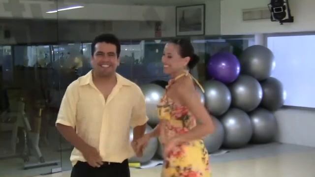Pártele el Brazo: Figura de Salsa Casino con Lily Alcantara & Israel Andalón, Shanti Puerto Vallart