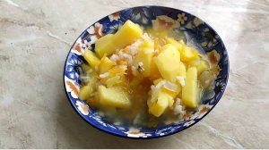 Суп картофельный с рисом на мясном бульоне