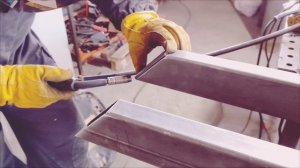 Лестница. Быстро, качественно, прочно.mp4