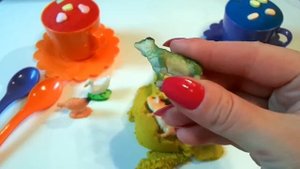 Кинетический песок Сюрпризы Игрушки в чашечках с песком Развлечение и развитие для детей