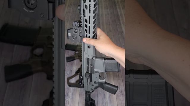 SHTF Scenario!!! Daniel Defense DDM4V7 vs Sig MCX Virtus. Which One You Grabbin?
