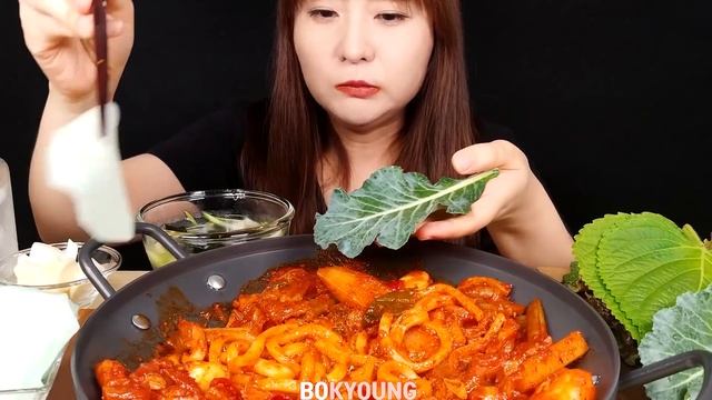 ASMR (요리먹방) 직접만든 매콤한 닭갈비에 꾸덕꾸덕한 우동사리와 치즈떡 추가요~  시원한 오이미역냉국~ 먹방 |