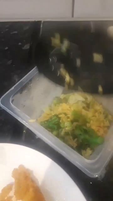 Healthy Veggies rice & crispy Fish 😋👌 смотреть онлайн