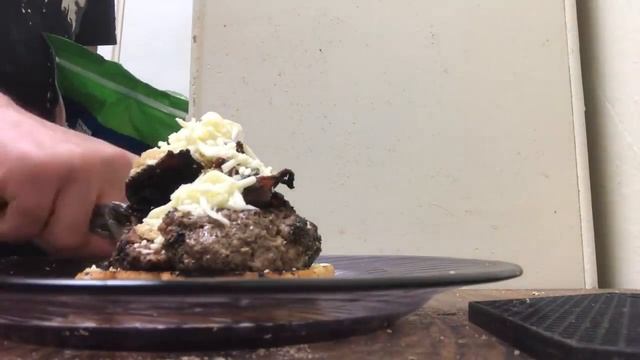 KingCobraJFS - Cooking with Cobra: Cordinal Cherry Cheeseburger