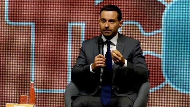 Диалог на равных с Кириллом Литвицким и Матвеем Навдаевым смотреть онлайн