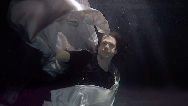 "The Dream", Official Music Video смотреть онлайн