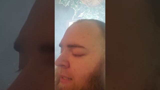 vapergate blue ice blue raspberry slushy w/ menthol vape juice review (andrew)