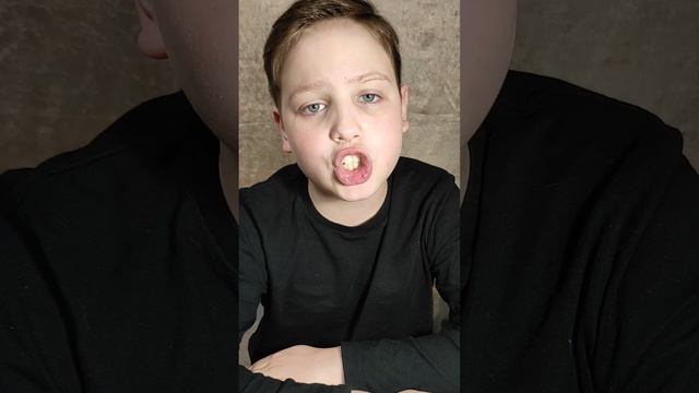 День Победы Эдуард Асадов читает Багаутдинов Тимур