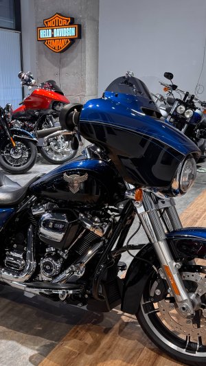 2018 HD Street Glide 115 Years 8K