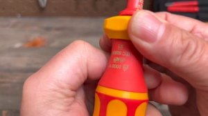 Wera 05074752001 Series 7400 VDE Kraftform adjustable torque handle Review