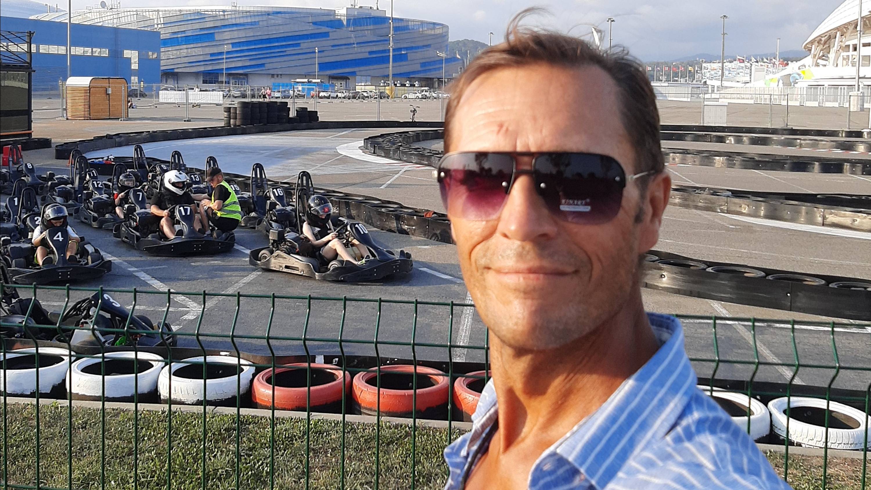 Мчится нам навстречу трека полотно) Сочи☀️🌴🏎️🛣️ смотреть онлайн