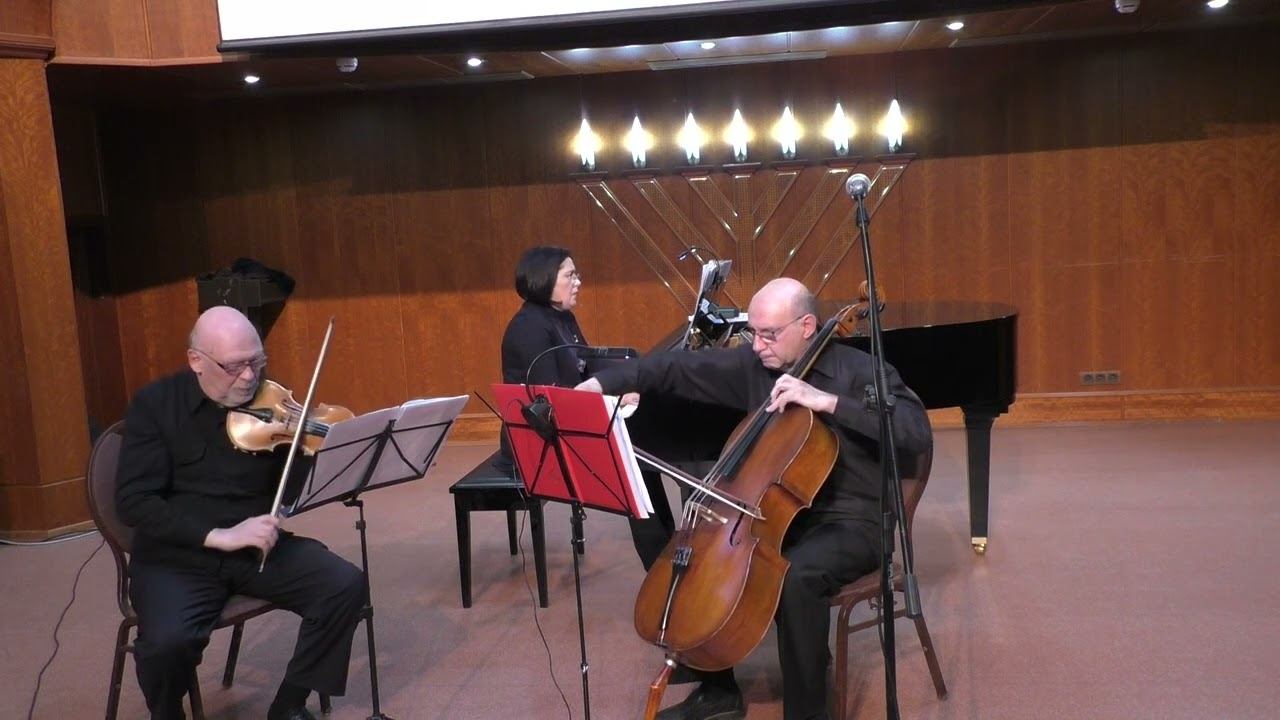 С.Рахманинов.Прелюдия соч 23№10.Переложение для трио Крюкова смотреть онлайн