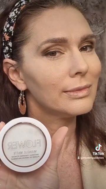 Full face of @FLOWERBeauty  Full Review soon #makeup #beauty #drugstoremakeup