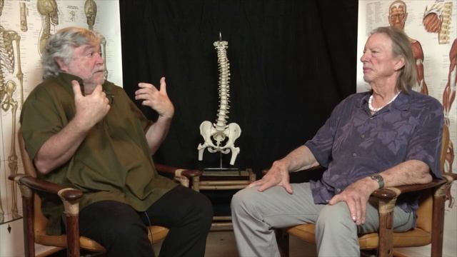 Treating the Glutes in Sidelying Position w/ David Morin смотреть онлайн