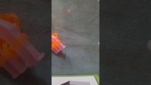 Рыбка из резинок на рогатке