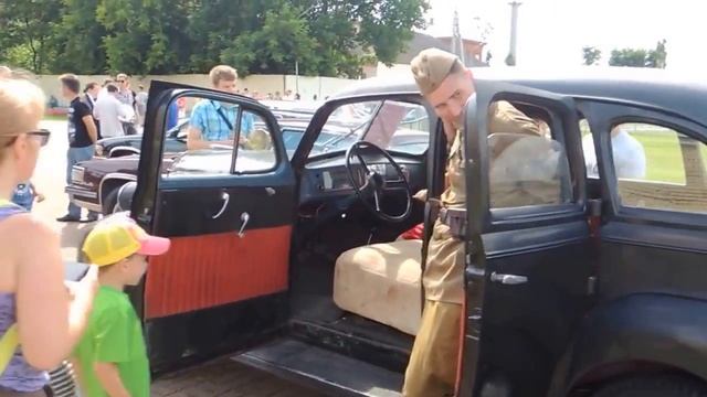 Газ=М 11 (выставка ретроавтомобилей на Дне Города Твери) смотреть онлайн