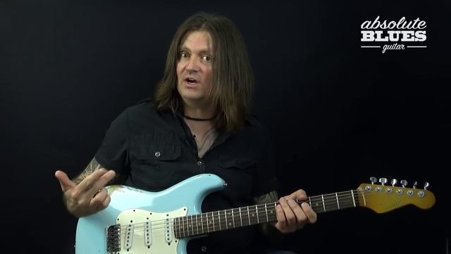 15 Essential Blues Guitar Licks - With TAB