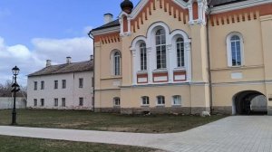 Прогулка по монастырю.