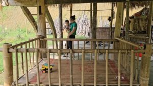 kind man does not give up helping single mothers and fighting for love - ly tu tay