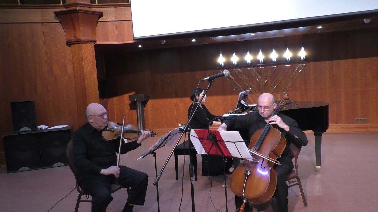 Р.Шуман .Фантастические пьесы для трио.№3 Дуэт Соч88 Robert Schumann - Phantasiestücke op.88 (Duett) смотреть онлайн