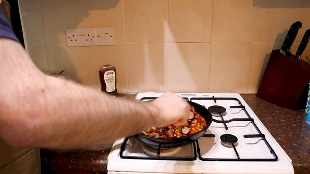 Cowboy Pie Is A Tasty CLASSIC And It's RIDICULOUSLY Cheap! смотреть онлайн