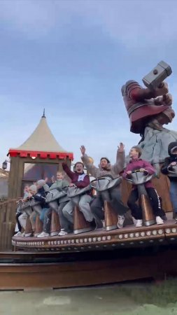 Когда попал в сказку, но на скорости 100 км/ч! 🏹🎡 🎢 Аттракцион "Богатырская застава" в Сочи парке