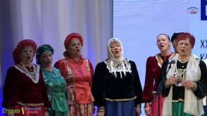 "В семьдесят седьмом году", "Мой платочек с розовой каймою".