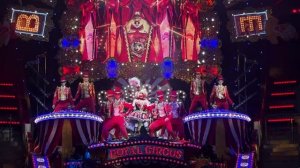 Татьяна Широкова:
Хореограф-постановщик и художественный руководитель шоу Гии Эрадзе «Бурлеск»