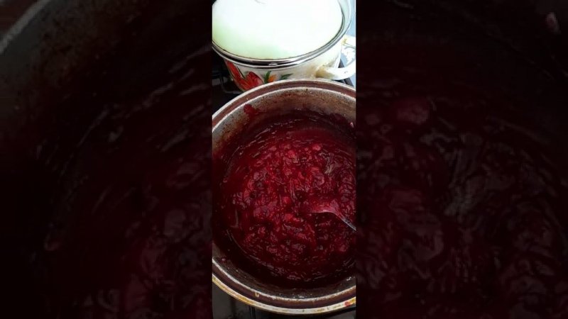 Начинка из вишни для слоек и пирогов.
